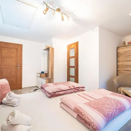 Zunama Guest house